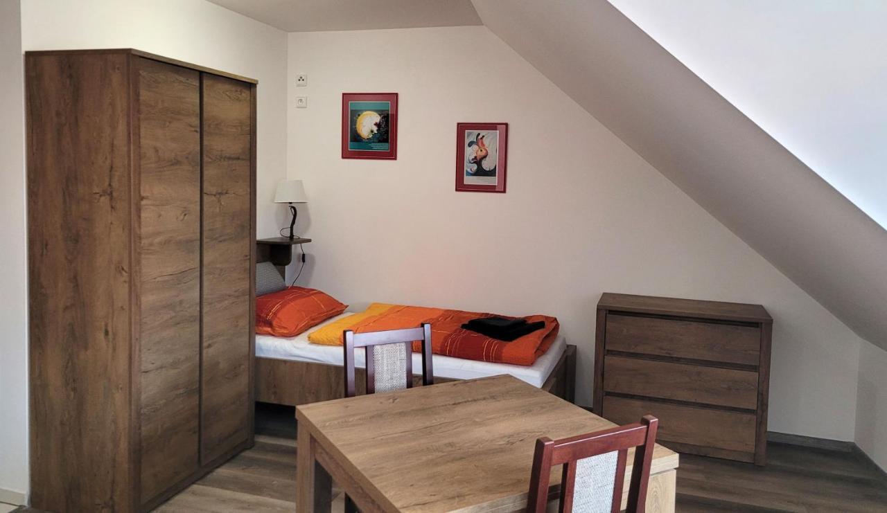 Penzion A Wellness U Trebonske Madony Exterior foto